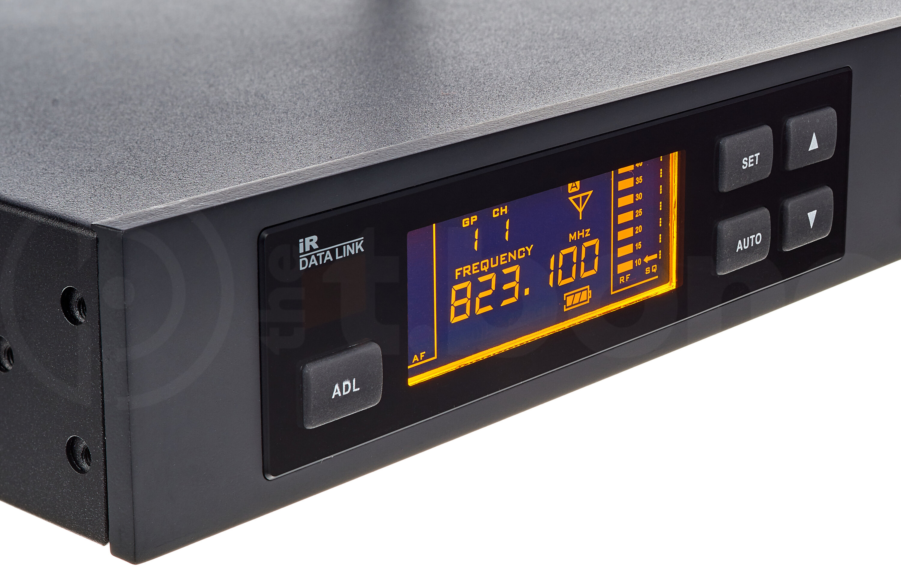 free solo Twin HT 823 MHz