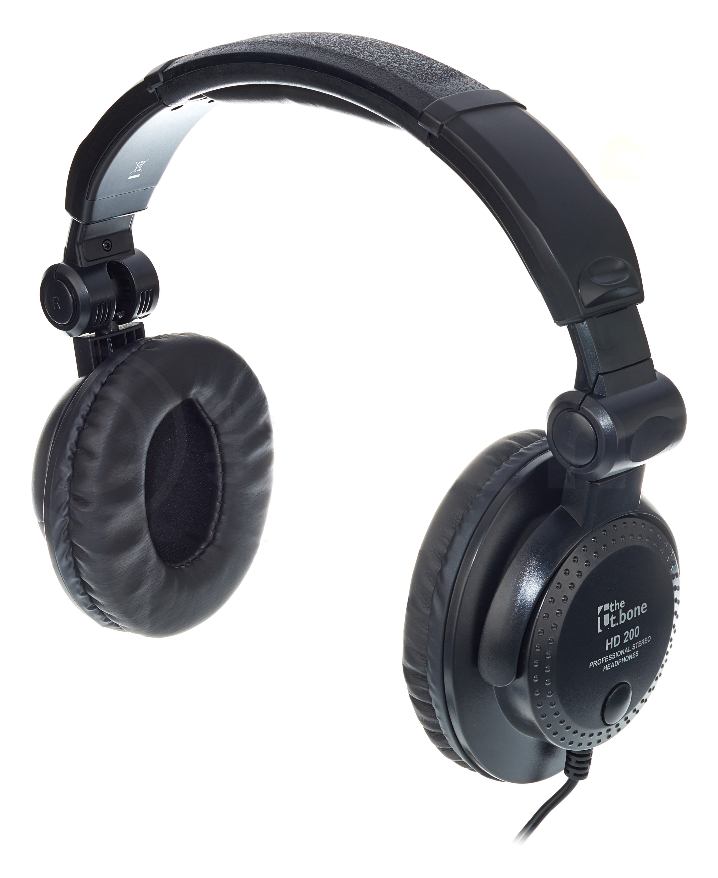 HD 200