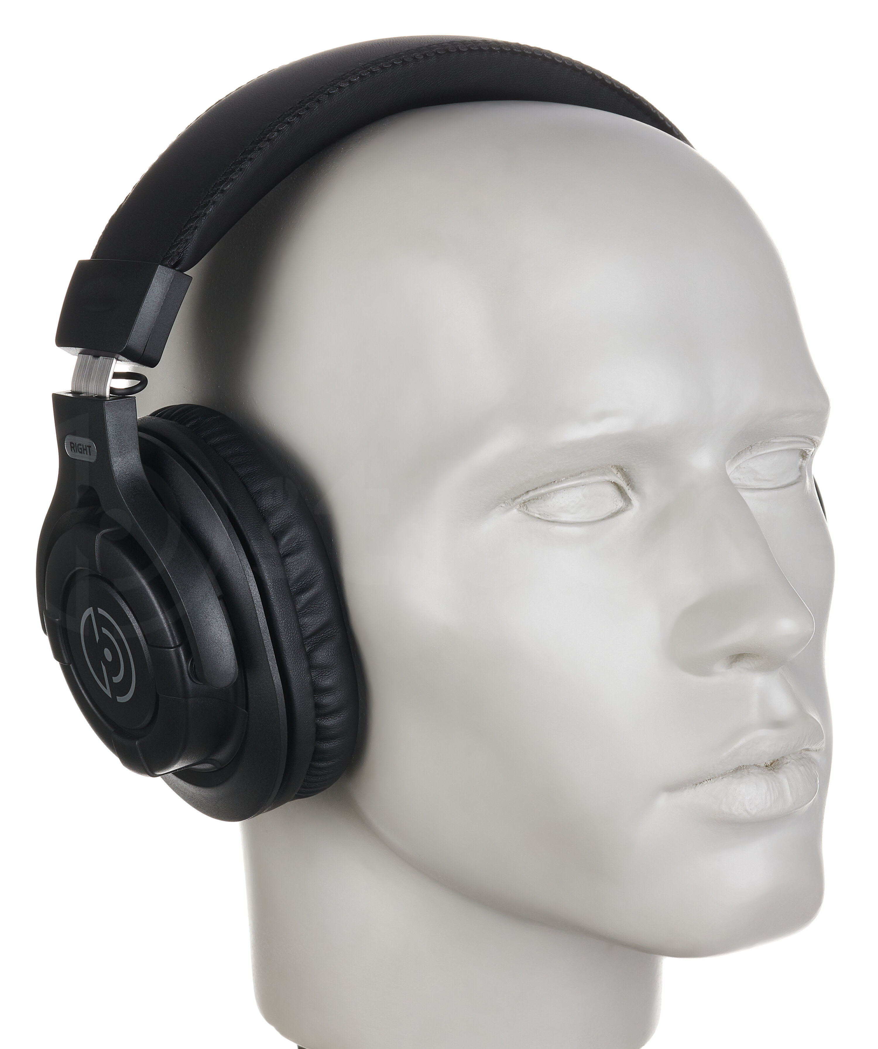 HD 150